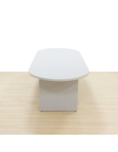 Mesa ovalada con base en h de euromof