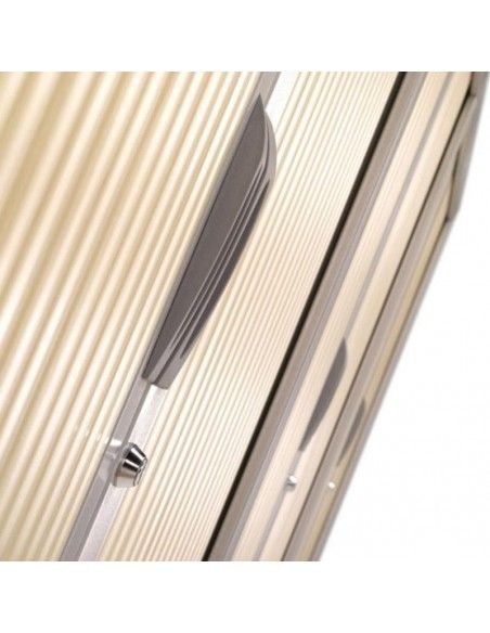 Detalle persiana de armario oficina metálico persiana vertical de Gapsa color gris Detalle persiana de armario oficina metálico persiana vertical de Gapsa color gris