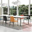 Silla fija Fram con respaldo de malla y asiento tapizado | Laoficinaonline