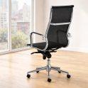 Sillón de despacho Berlín alto en malla transpirable con base cromada | laoficinaonline