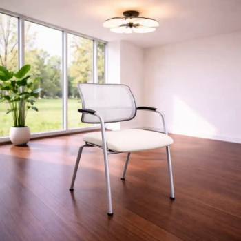 Silla confidente con brazos Urban de 4 pies | Laoficinaonline
