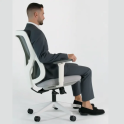 Silla ergonómica Nantes negra EN 1335 | Laoficinaonline