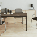 Mesa de oficina Metrik con estructura metálica | Laoficinaonline