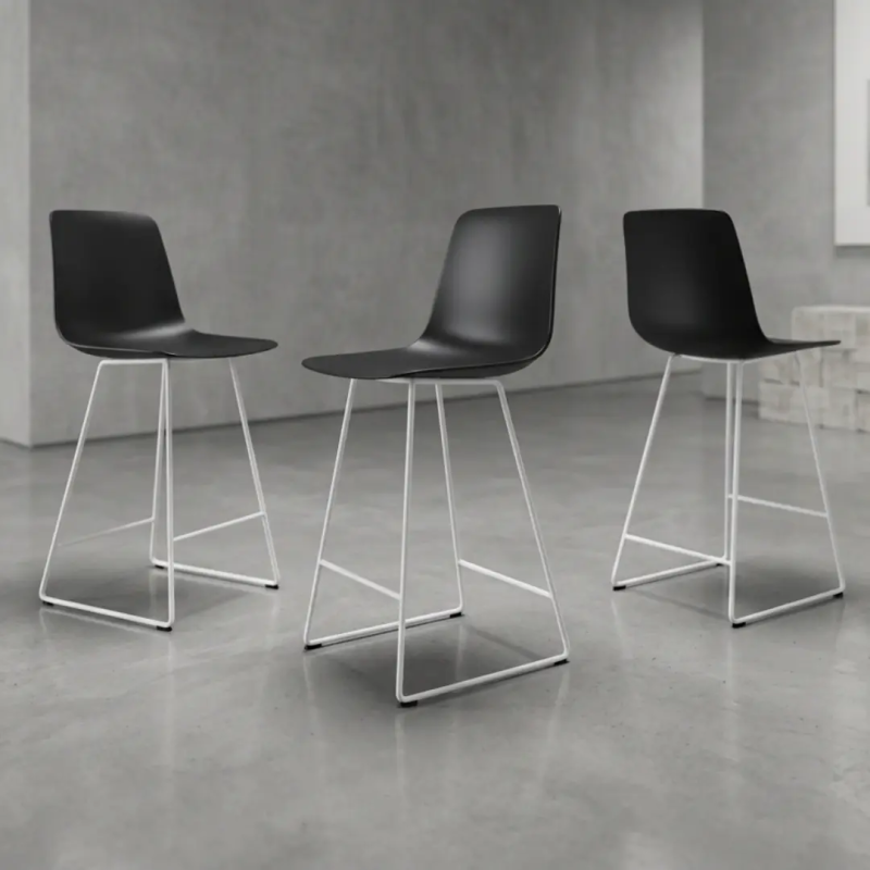 Silla media Varya con base trineo para oficina y reuniones  | Laoficinaonline