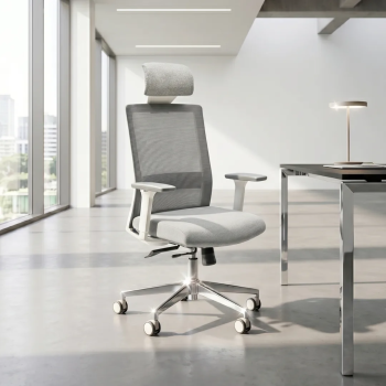 Silla Niza de Euromof con cabezal tamaño xxl hasta 120 kgs. Norma UNE eN 1335