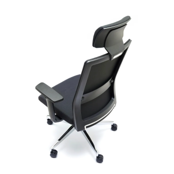 Silla ergonómica XXL Niza negra con cabezal. Norma UNE EN 1335 | Laoficinaonline