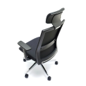 Silla ergonómica XXL Niza negra con cabezal. Norma UNE EN 1335 | Laoficinaonline