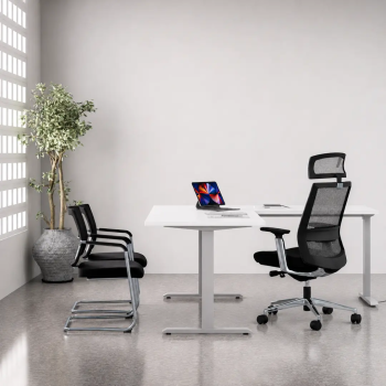 Mesa de oficina esquinera Euro 4000 con ala | Laoficinaonline