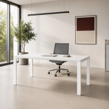 Mesa de oficina Pórtico con estructura metálica | Laoficinaonline