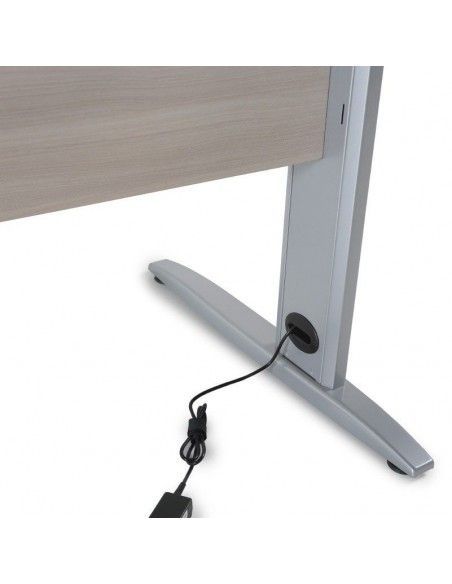 detalle pasacables interior pata mesa oficina Aneto de JGorbe detalle pasacables interior pata mesa oficina Aneto de JGorbe