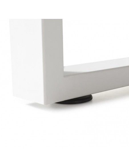 Detalle pata con nivelador de mesa oficina multipuesto Skala de JGorbe en color blanco Detalle pata con nivelador de mesa oficina multipuesto Skala de JGorbe en color blanco