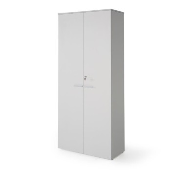Armario oficina con llave alto de madera de JGorbe con cerradura y estantes en color gris claro