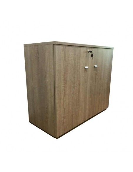 Armario oficina bajo con puertas y cerradura de JGorbe en color olmo claro Armario oficina bajo con puertas y cerradura de JGorbe en color olmo claro
