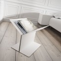 Revistero Mott de systemtronic en blanco