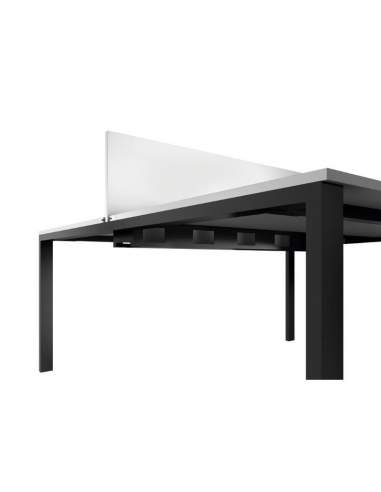 Panel separador para mesa de oficina trabajo en grupo Skala de JGorbe