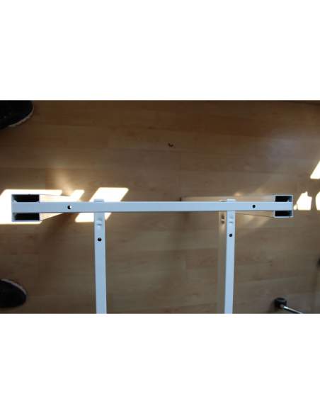 estructura blanca de la extension de la mesa oficina serie q50 de aic estructura blanca de la extension de la mesa oficina serie q50 de aic