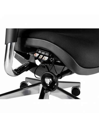 Sillas de oficina XXL, con mandos de acceso fácil. Ideal para personas altas y/o corpulentas. Sillas de oficina XXL, con mandos de acceso fácil. Ideal para personas altas y/o corpulentas.