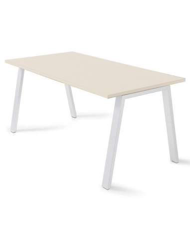 mesa de trabajo color beige y blanco
